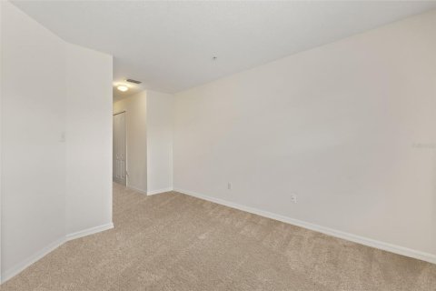 Townhouse in Altamonte Springs, Florida 3 bedrooms, 141.3 sq.m. № 2148144 - photo 22