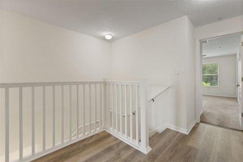 Townhouse in Altamonte Springs, Florida 3 bedrooms, 141.3 sq.m. № 2148144 - photo 17