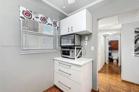 Condominio en venta en Lauderdale Lakes, Florida, 1 dormitorio, 63.55 m2 № 1982594 - foto 19