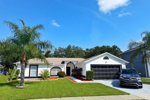 House in Kissimmee, Florida 3 bedrooms, 150.22 sq.m. № 1813700 - photo 1