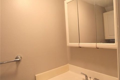 Copropriété à louer à Sarasota, Floride: 2 chambres, 97.92 m2 № 1636473 - photo 6