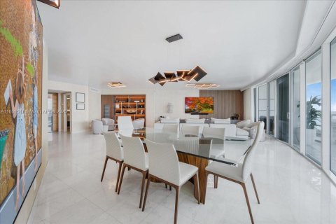 Купить кондоминиум в Майами, Флорида 3 спальни, 262.45м2, № 1937594 - фото 13