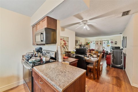 Condominio en venta en Clearwater, Florida, 2 dormitorios, 77.11 m2 № 1680168 - foto 11