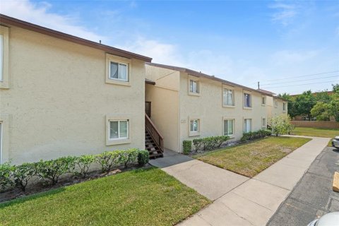 Condominio en venta en Clearwater, Florida, 2 dormitorios, 77.11 m2 № 1680168 - foto 2