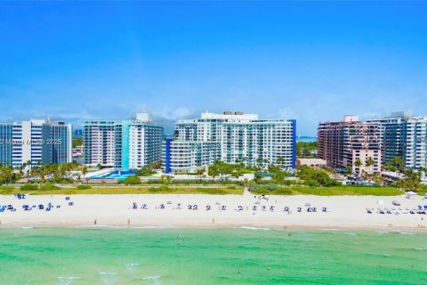 Condominio en alquiler en Miami Beach, Florida, 3 dormitorios, 126.35 m2 № 2076698 - foto 23