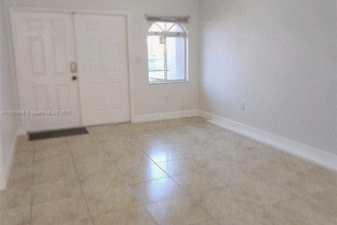 Villa ou maison à Hialeah, Floride 2 chambres, 91.42 m2 № 2014760
