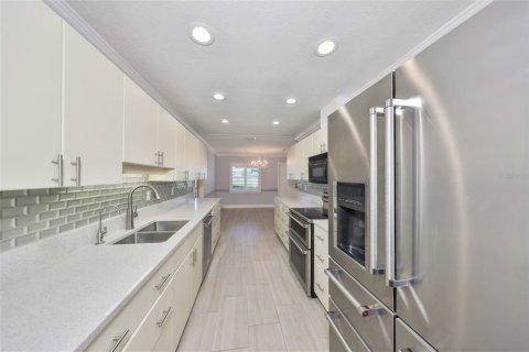Купить кондоминиум в Сан-Сити-Центр, Флорида 6 комнат, 174.47м2, № 1639650 - фото 28