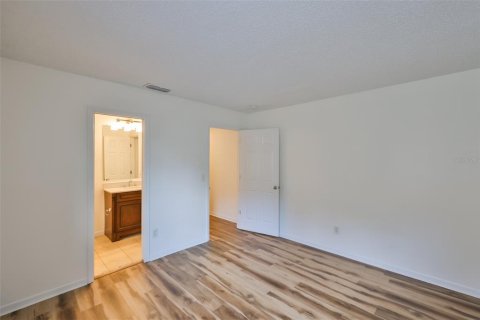 Casa en alquiler en Tampa, Florida, 3 dormitorios, 174.01 m2 № 1850195 - foto 28