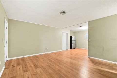 Villa ou maison à louer à Sanford, Floride: 3 chambres, 96.99 m2 № 2415296 - photo 3