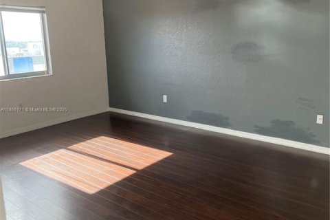 Condominio en venta en Miami, Florida, 2 dormitorios, 91.42 m2 № 1979472 - foto 12