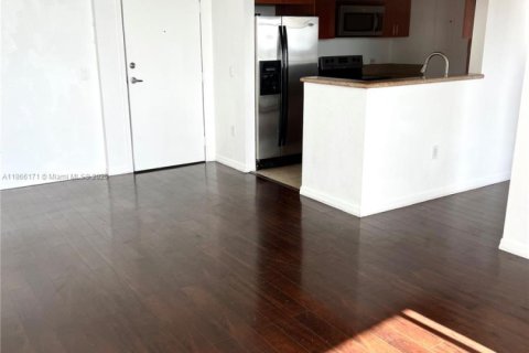 Condominio en venta en Miami, Florida, 2 dormitorios, 91.42 m2 № 1979472 - foto 3