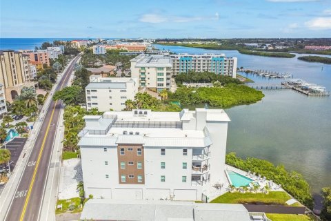 Copropriété à louer à Indian Shores, Floride: 4 chambres, 221.85 m2 № 223957 - photo 4