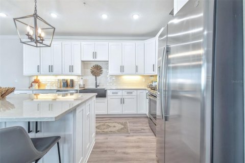 Copropriété à louer à Indian Shores, Floride: 4 chambres, 221.85 m2 № 223957 - photo 11