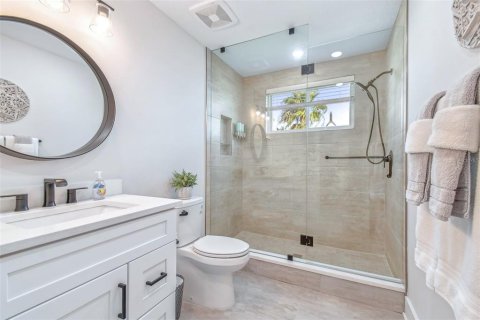 Copropriété à louer à Indian Shores, Floride: 4 chambres, 221.85 m2 № 223957 - photo 27