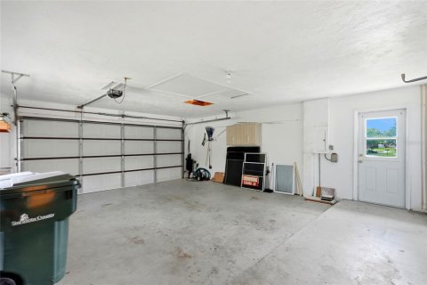 House in Sarasota, Florida 2 bedrooms, 139.63 sq.m. № 2236130 - photo 23