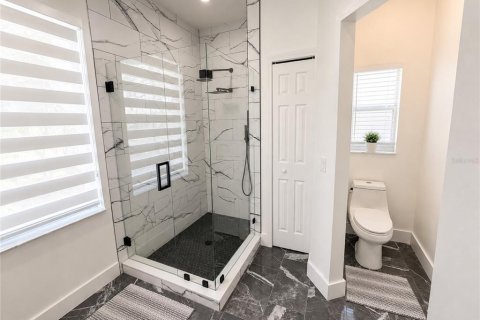House in BELLALAGO in Kissimmee, Florida 4 bedrooms, 178.65 sq.m. № 2105148 - photo 15