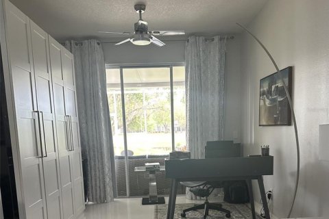 Casa en venta en Tampa, Florida, 3 dormitorios, 169.92 m2 № 2239105 - foto 24