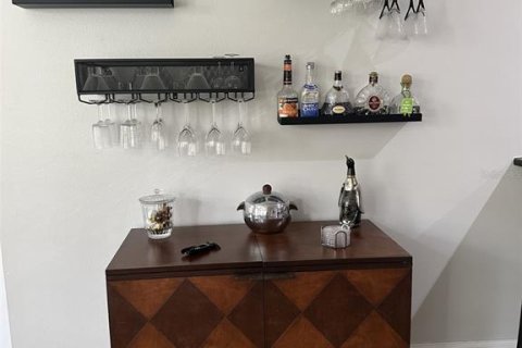 Casa en venta en Tampa, Florida, 3 dormitorios, 169.92 m2 № 2239105 - foto 12