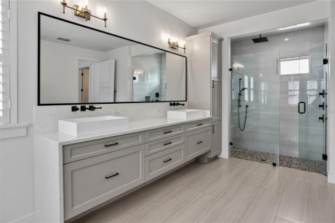 Villa ou maison à vendre à Winter Garden, Floride: 5 chambres, 330.27 m2 № 2420160 - photo 26