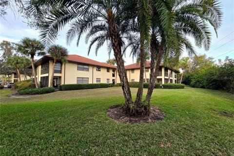 Condominio en Clearwater, Florida, 2 dormitorios № 2208332
