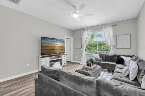 Villa ou maison à vendre à Trinity, Floride: 5 chambres, 212.75 m2 № 2358171 - photo 17