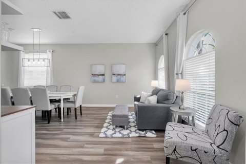 Villa ou maison à vendre à Trinity, Floride: 5 chambres, 212.75 m2 № 2358171 - photo 7