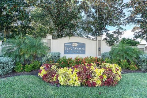 Villa ou maison à vendre à Trinity, Floride: 5 chambres, 212.75 m2 № 2358171 - photo 2