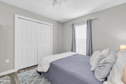 Villa ou maison à vendre à Trinity, Floride: 5 chambres, 212.75 m2 № 2358171 - photo 25