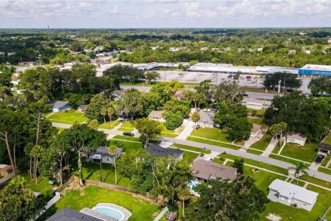 House in Deltona, Florida 3 bedrooms, 148.46 sq.m. № 1869147 - photo 10