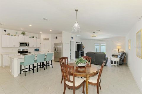 Casa en venta en Rotonda, Florida, 4 dormitorios, 167.32 m2 № 1776616 - foto 4
