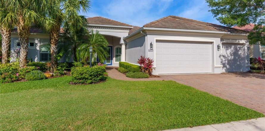 Villa ou maison à Lakewood Ranch, Floride 4 chambres, 305.56 m2 № 2388660