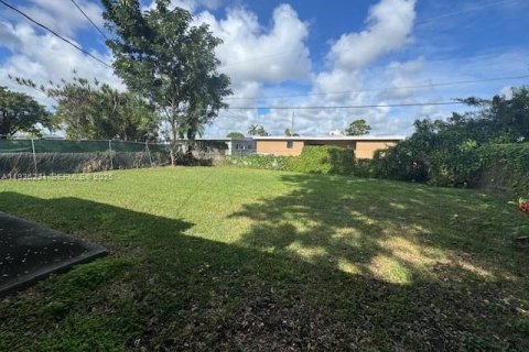 House in Miami-Dade, Florida № 1986750 - photo 4