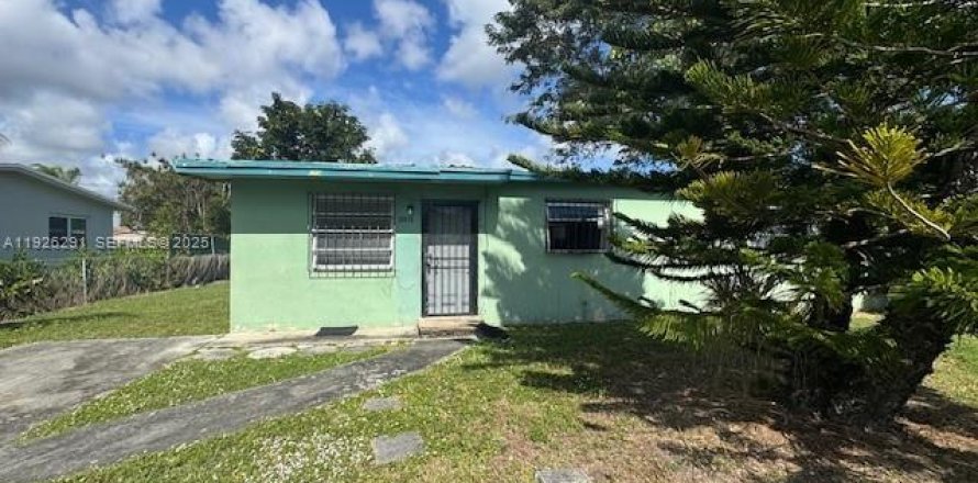 Studio in Miami-Dade, Florida № 1986750