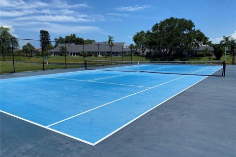 Condominio en alquiler en Bradenton, Florida, 2 dormitorios, 115.2 m2 № 231569 - foto 28