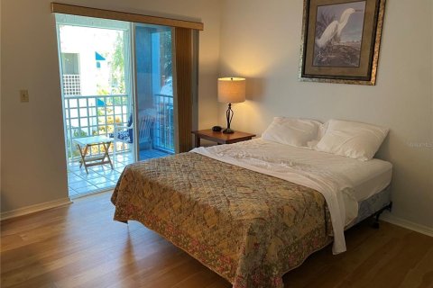Condominio en alquiler en Bradenton, Florida, 2 dormitorios, 115.2 m2 № 231569 - foto 21