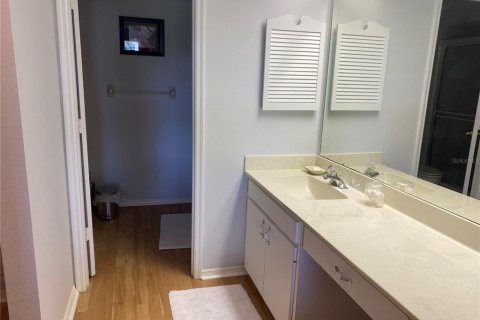 Condominio en alquiler en Bradenton, Florida, 2 dormitorios, 115.2 m2 № 231569 - foto 17