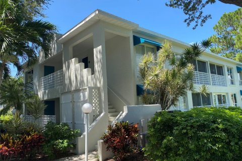 Condominio en alquiler en Bradenton, Florida, 2 dormitorios, 115.2 m2 № 231569 - foto 2