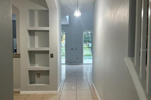 Casa en alquiler en Haines City, Florida, 7 dormitorios, 266.07 m2 № 1919004 - foto 4