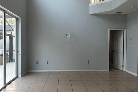 Casa en alquiler en Haines City, Florida, 7 dormitorios, 266.07 m2 № 1919004 - foto 9