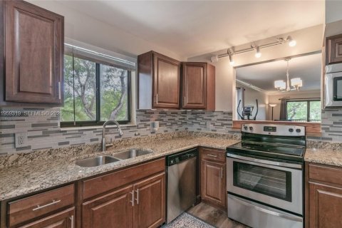 Condo à Weston, Floride, 2 chambres  № 2018130