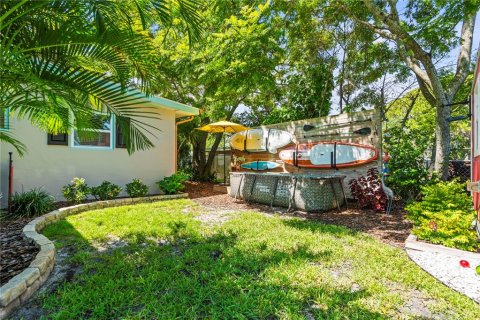 House in New Port Richey, Florida 2 bedrooms, 80.27 sq.m. № 1916405 - photo 27
