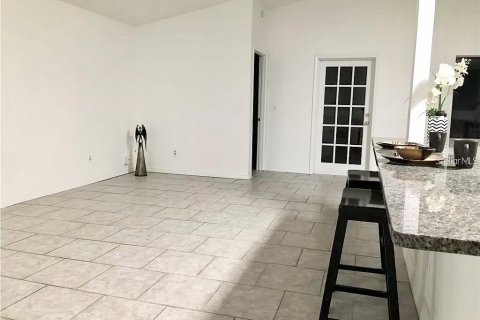 Villa ou maison à louer à Orlando, Floride: 3 chambres, 131.92 m2 № 2105765 - photo 11