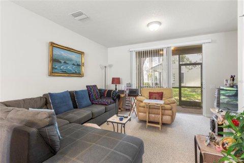 Touwnhouse à vendre à Tampa, Floride: 2 chambres, 115.94 m2 № 1906316 - photo 9