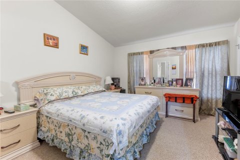 Touwnhouse à vendre à Tampa, Floride: 2 chambres, 115.94 m2 № 1906316 - photo 18