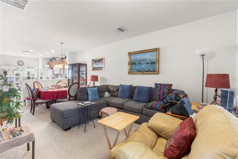 Touwnhouse à vendre à Tampa, Floride: 2 chambres, 115.94 m2 № 1906316 - photo 8