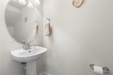 Touwnhouse à vendre à Tampa, Floride: 2 chambres, 115.94 m2 № 1906316 - photo 11
