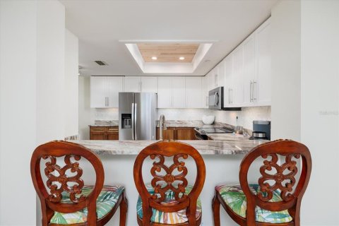 Condo in Clearwater, Florida, 2 bedrooms  № 2128148 - photo 12