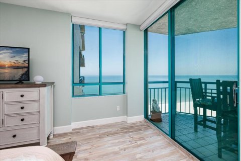 Condo in Clearwater, Florida, 2 bedrooms  № 2128148 - photo 23