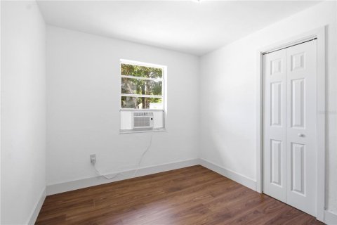 House in Fort Myers, Florida 4 bedrooms, 116.5 sq.m. № 2231281 - photo 20