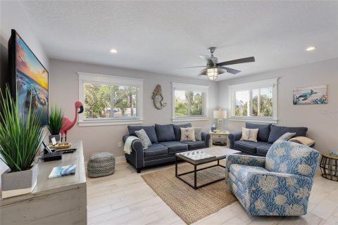 Condominio en venta en Holmes Beach, Florida, 2 dormitorios, 86.12 m2 № 1902020 - foto 9